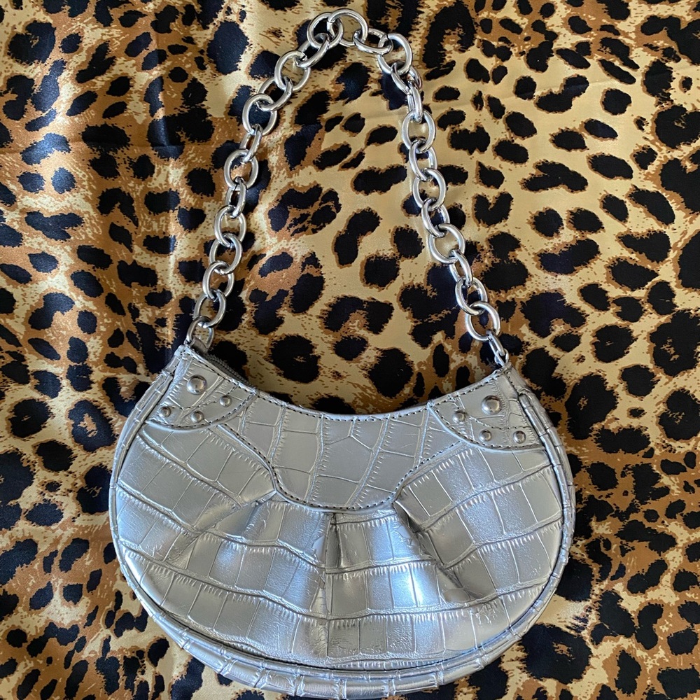 Shoulder bag
